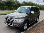 Mitsubishi Montero 2015