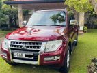 Mitsubishi Montero 2015