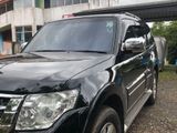 Mitsubishi Montero 2015