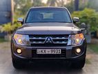 Mitsubishi Montero 3.2L-Diesel-25000 km 2013