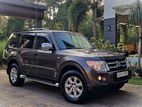 Mitsubishi Montero 3.2L-Diesel-25000 km 2013