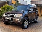 Mitsubishi Montero 3.2L-Diesel-25000 km 2013