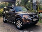 Mitsubishi Montero 3.2L-Diesel-25000 km 2013