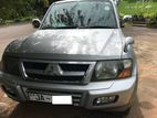 Mitsubishi Montero Auto 2004