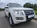 Mitsubishi Montero CBC pearl white 2018