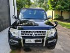 Mitsubishi Montero Center Spare Wheel 2007