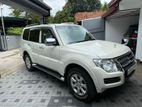 Mitsubishi Montero CENTER SPARE WHEEL 2014