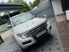 Mitsubishi Montero CENTER SPARE WHEEL 2014