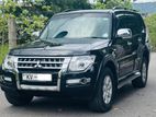 Mitsubishi Montero DIESEL 2013