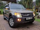 Mitsubishi Montero Fully loaded 2007