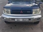 Mitsubishi Montero IO 2000