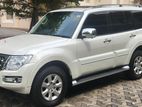 Mitsubishi Montero petrol GLS 2016