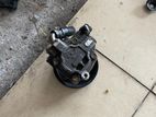 Mitsubishi Montero Power Steering pump