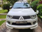 Mitsubishi Montero sport 109,000 km 2012