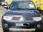 Mitsubishi Montero Sport 2011
