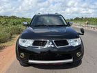 Mitsubishi Montero Sport 2011