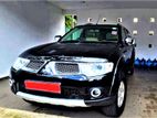Mitsubishi Montero Sport 2011
