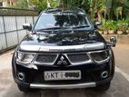 Mitsubishi Montero Sport 2011