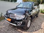 Mitsubishi Montero Sport 2011