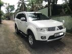 Mitsubishi Montero Sport 2012 for Rent