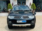 Mitsubishi Montero Sport 2012