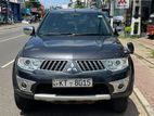 Mitsubishi Montero Sport 2012
