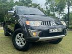 Mitsubishi Montero Sport 2012