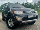 Mitsubishi Montero Sport 2012