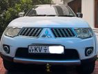 Mitsubishi Montero Sport 2012