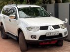 Mitsubishi Montero Sport 2012