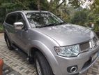 Mitsubishi Montero Sport 2012