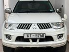 Mitsubishi Montero Sport 2012