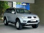 Mitsubishi Montero Sport 2012
