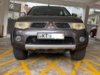 Mitsubishi Montero Sport 7 Setaer 2012