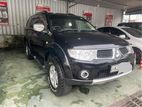 Mitsubishi Montero Sports 2011