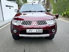 Mitsubishi Montero Sports 2012