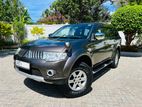 Mitsubishi Montero Sports 2012