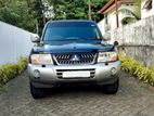 Mitsubishi Montero V6
