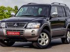 Mitsubishi Montero V6 PETROL 2004