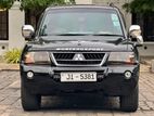 Mitsubishi Montero V73 2004