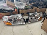 Mitsubishi Montero V76 Headlight Set