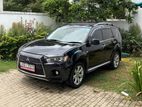 Mitsubishi Outlander 2011