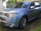 Mitsubishi Outlander 2013