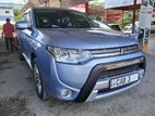 Mitsubishi Outlander 2013