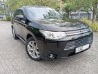 Mitsubishi Outlander 2013