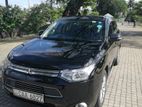 Mitsubishi Outlander 2013