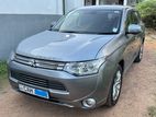 Mitsubishi Outlander 2013