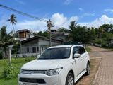 Mitsubishi Outlander 2013