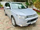 Mitsubishi Outlander 2014