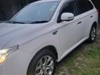 Mitsubishi Outlander 2014